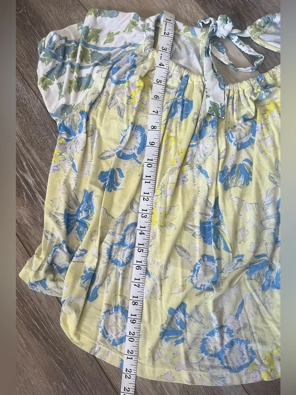 Free People Baja Babe Lemon Gelato Cold Shoulder Top  Size medium